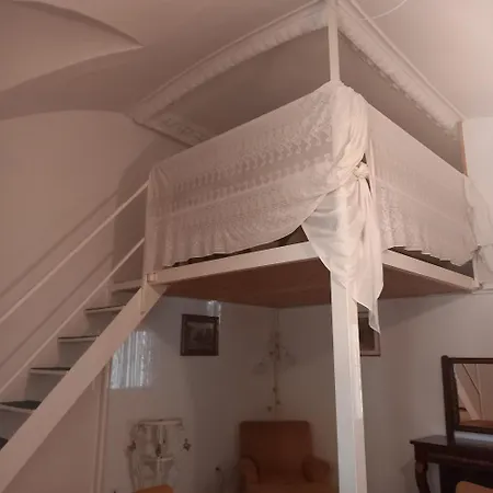 Apartment Dimora Azzurra Romantica Trento